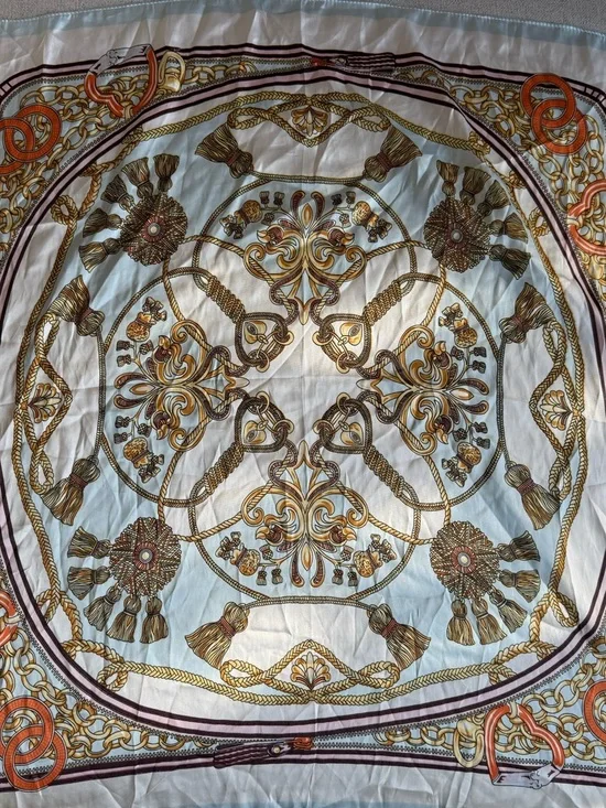 100% SILK FEELING SCARF - Picture 2 of 4